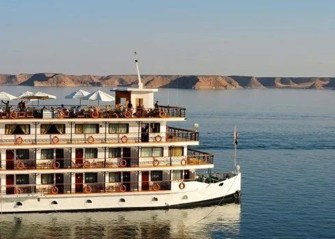 Crucero de 5 días por el lago Nasser, de Asuán a Abu Simbel