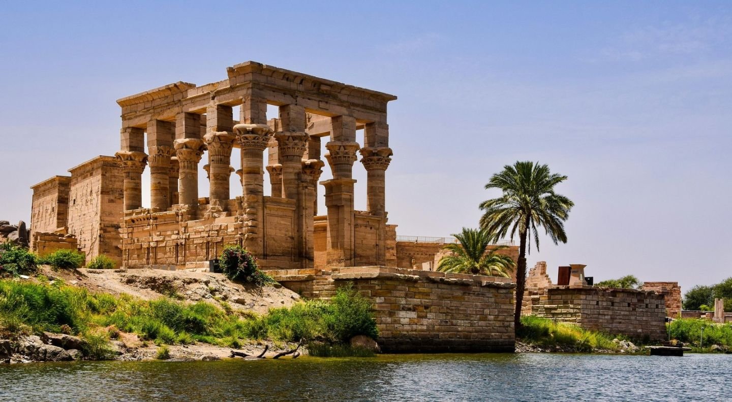 El quiosco de Trajano, en el templo de Filae, en la isla de Agilkia